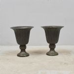 1467 6254 GARDEN URNS